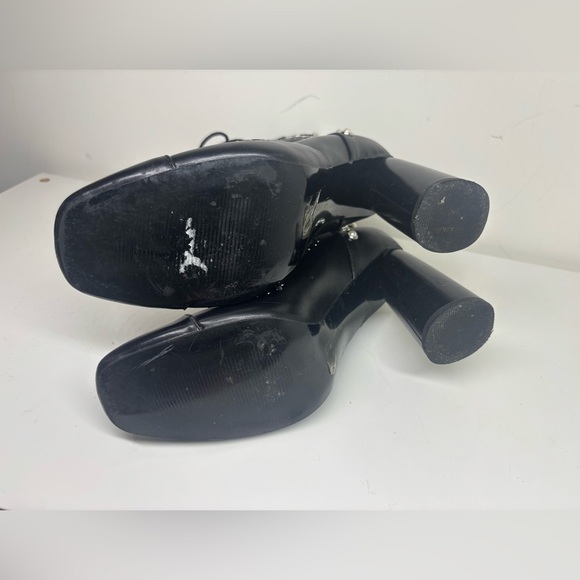 Azalea Wang Division Black White Lace Up Pearl Gem Heeled Square Toe Booties 11 - Picture 5 of 6